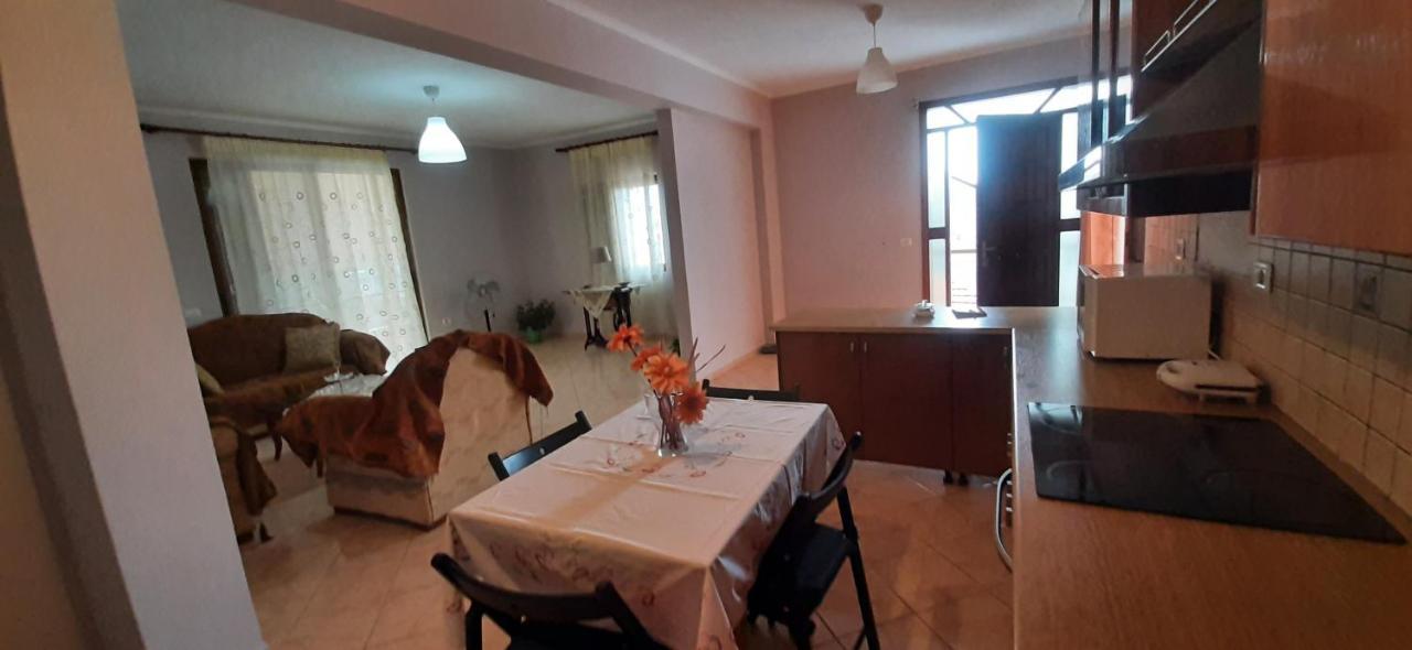 Blerina'S House Apartment Sarande Ngoại thất bức ảnh