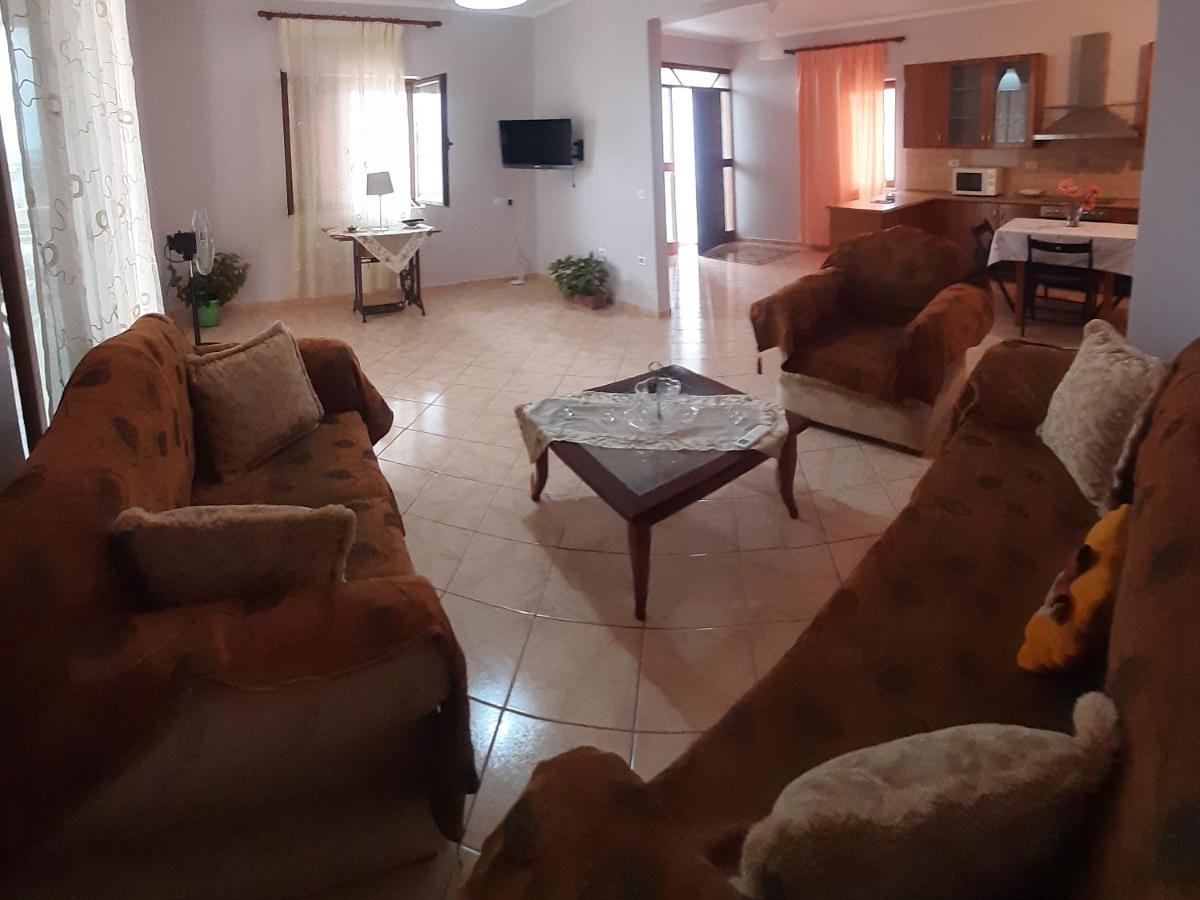 Blerina'S House Apartment Sarande Ngoại thất bức ảnh